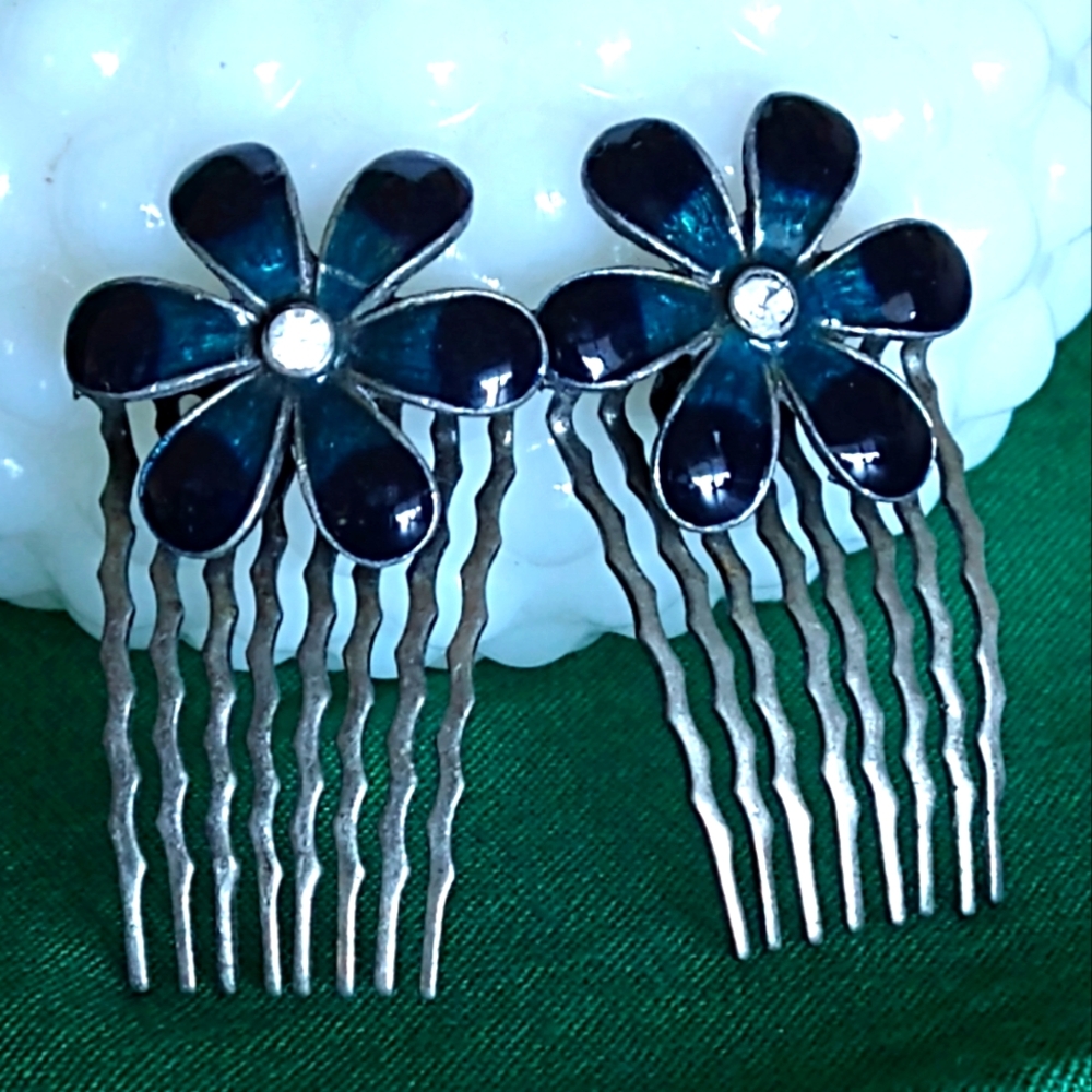 vint. enamel hair combs